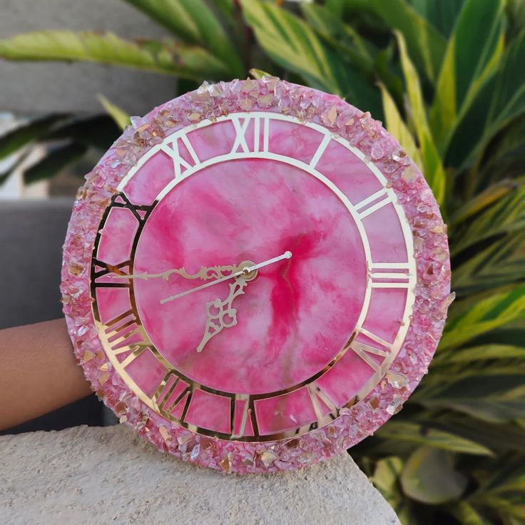 RESIN WALL CLOCK  10 INCHES
