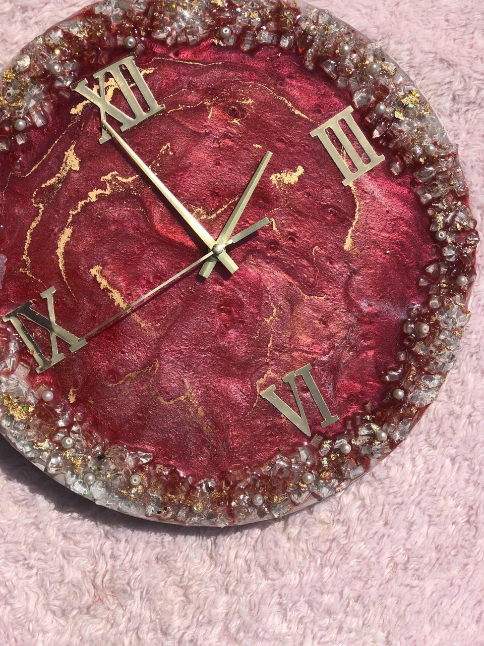 Resin wall clock