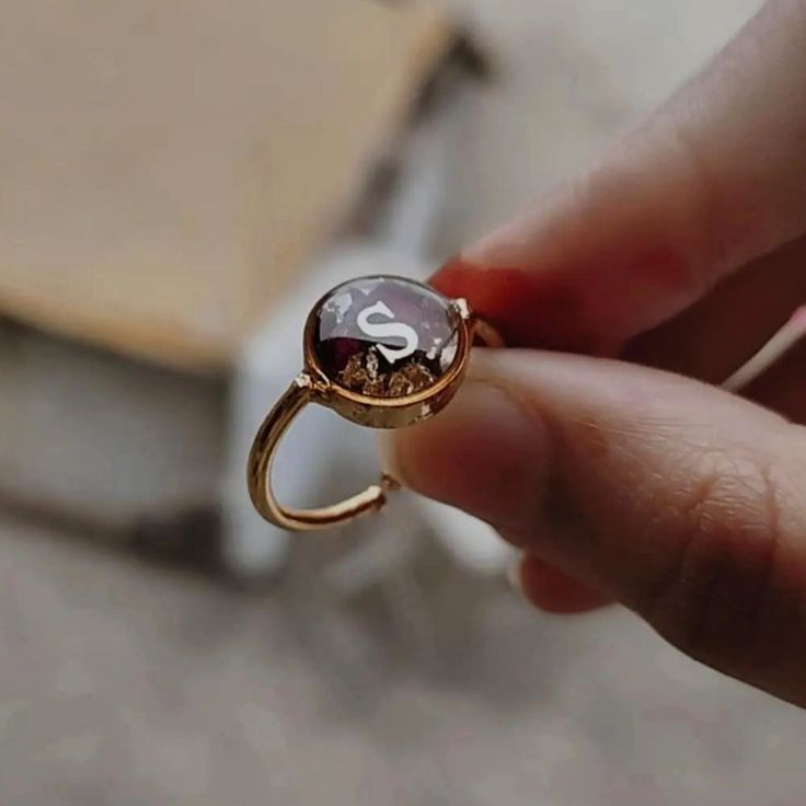 RESIN RING