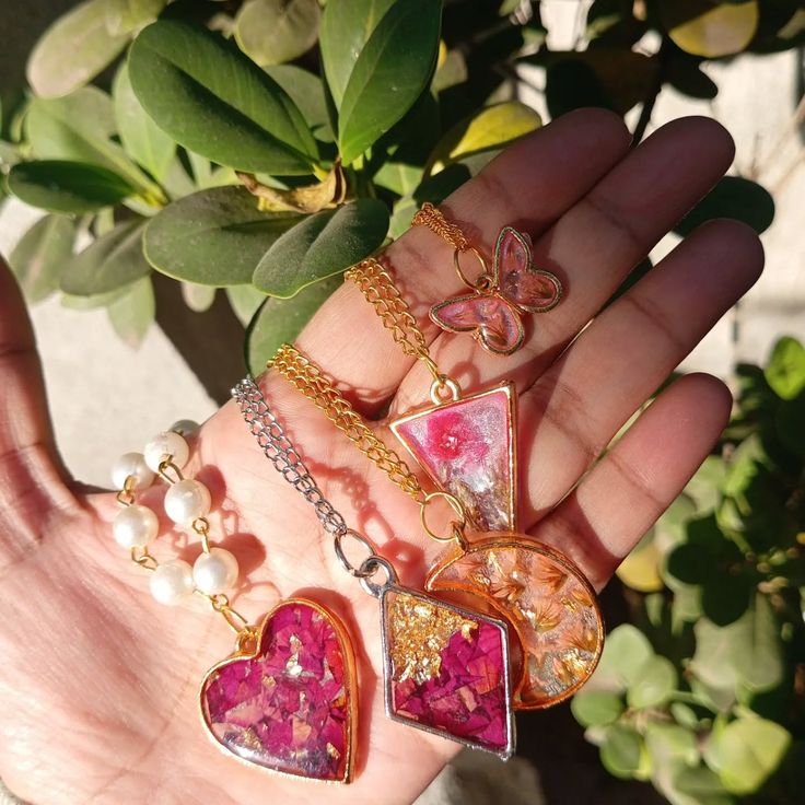 RESIN HAERT PENDENT