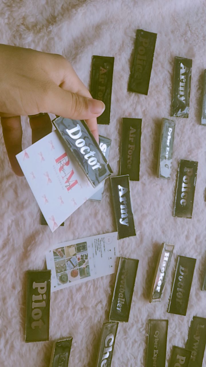 RESIN SCHOOL NAME PLATE