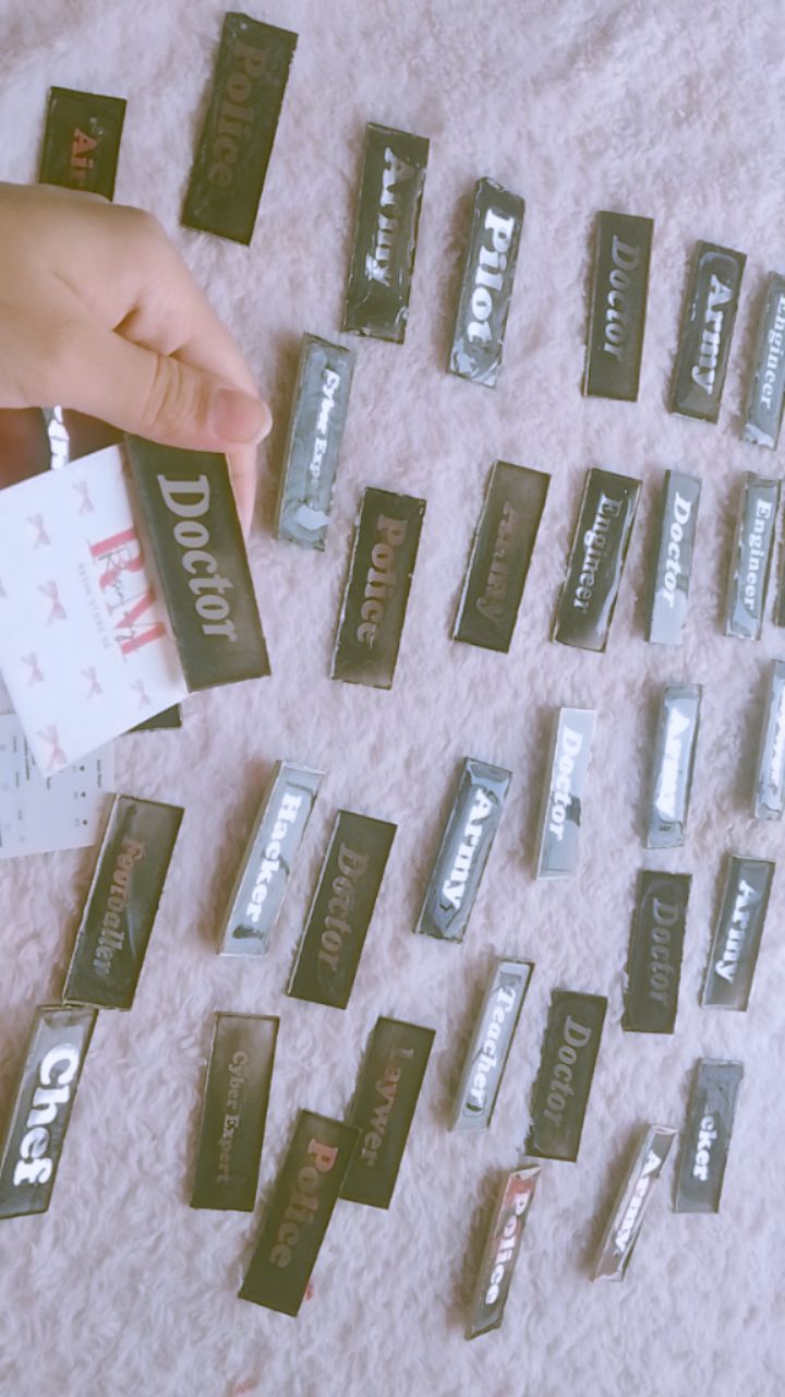 RESIN SCHOOL NAME PLATE