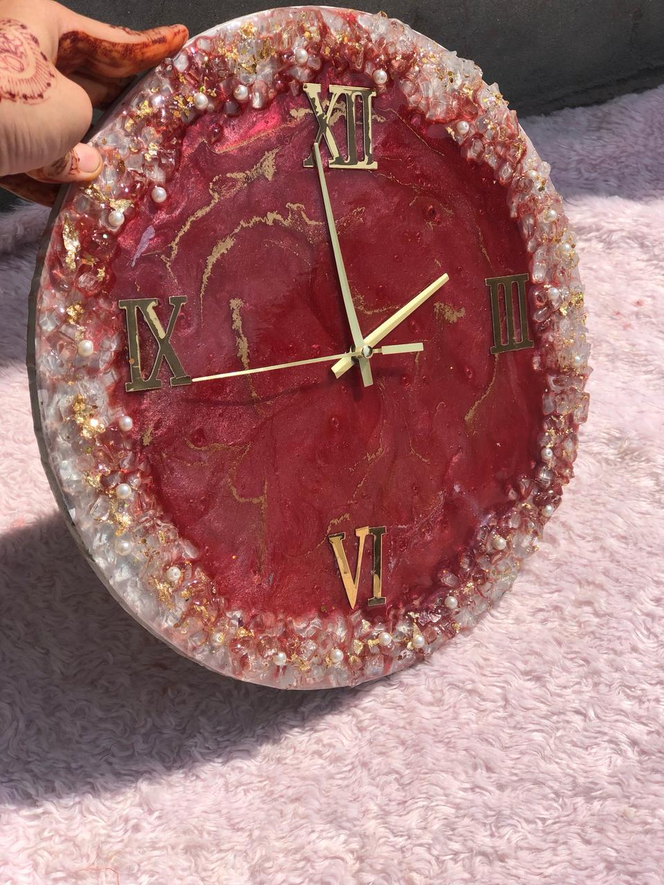 Resin wall clock
