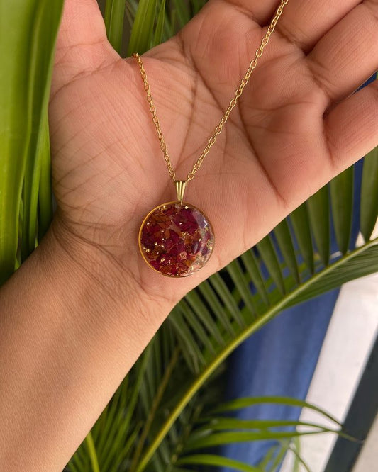 RESIN ROSE PENDENT